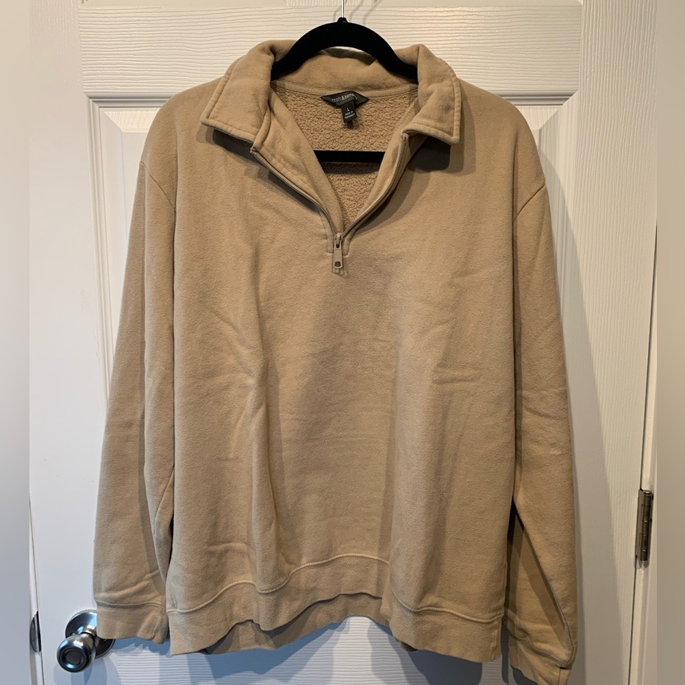 Croft and barrow size large soft beige quarter zip